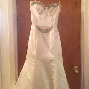 Reem Acra Wedding Gown